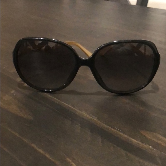 Authentic Fendi Sunglasses - Picture 1 of 7